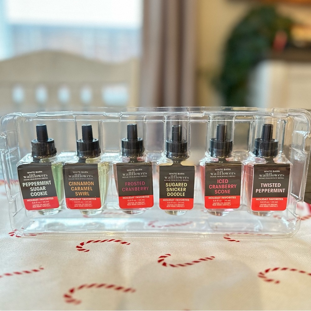 Bath & Body Works Wallflowers Holiday Fragrance Refill Set